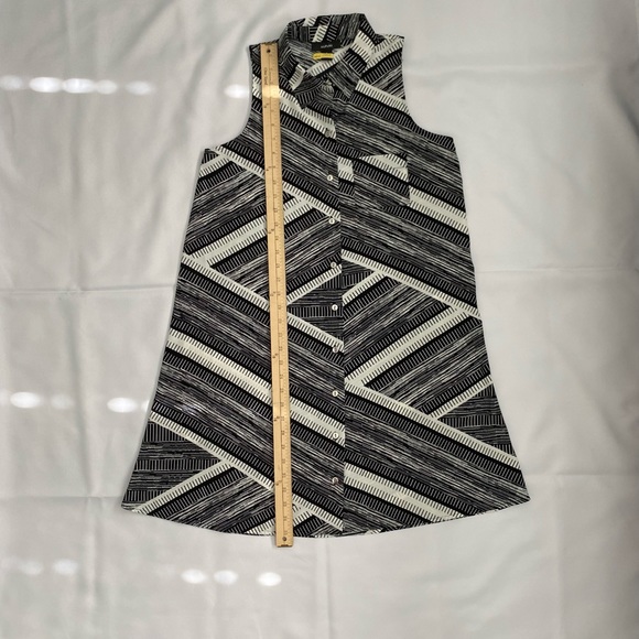 Like New! Alfani Dress Sleeveless - Picture 6 of 10